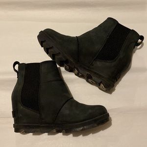 Sorel ankle boots (black)